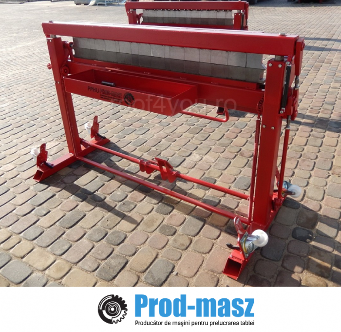 Abkant manual cu segmenti, lungime de lucru 1400 mm/ indoire max 1.5 mm [4]