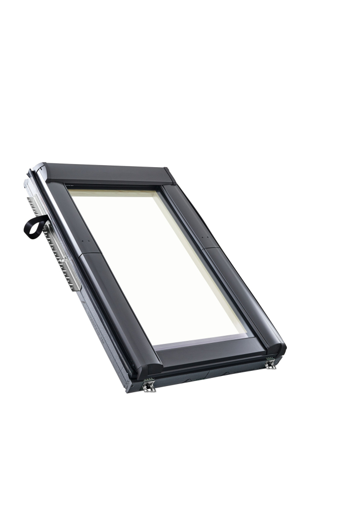 fereastra-mansarda-designo-r69p-lemn-deschidere-mediana [4]