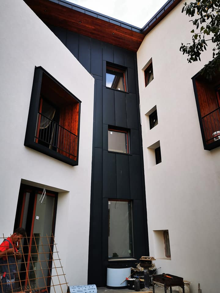 Fatada si invelitoare aluminiu prevopsit RAL 7016 3D [3]