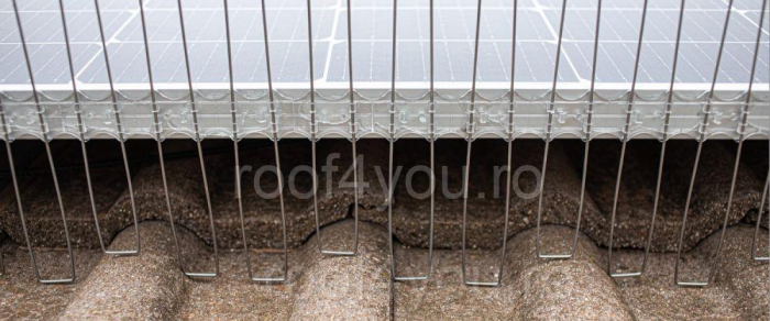 Tepi antipasari pentru panouri fotovoltaice, 80 tepi / m, h=16cm - RFY [2]