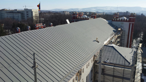 - Proiecte Roof4you - Invelitoare titan zinc prepatinat Quartz