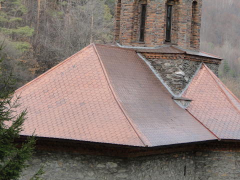- Proiecte Roof4you - Invelitoare solzi cupru KME