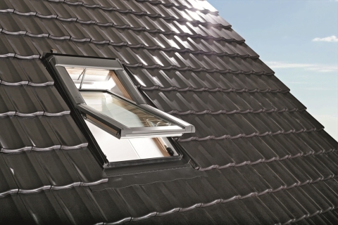 Ferestre Designo R69G cu deschidere mediana, electrica, lemn [3]