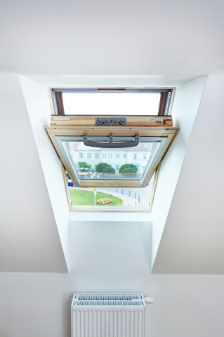 Ferestre Q43P 066/118, cu deschidere mediana, manuala, lemn [4]