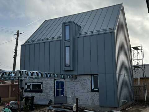 - Proiecte Roof4you - Fatada si invelitoare aluminiu prevopsit Aghate Grey