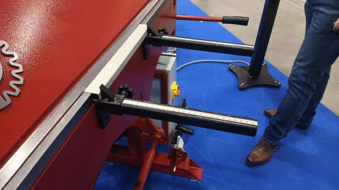 Set magneti pentru reglaj distanta de lucru la abkant [1]