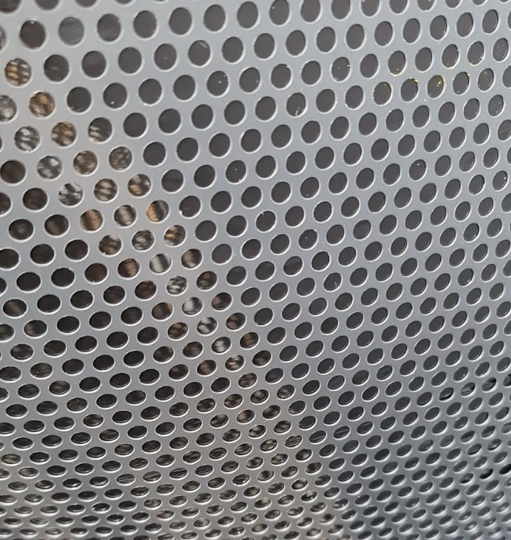 - Sisteme invelitori si fatade - Tabla perforata din otel prevopsit, latime 1000mm, lungimea de 20, RAL 7016