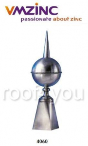 Pinacle - Terminal standard VMZINC, inaltime totala 600 mm, baza 135 x 135 mm, inaltime baza 192 mm, diamentru baza Ø 80, diametru tija Ø 16 mm, diametru bila Ø 150 mm, Model 4060