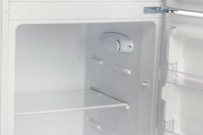 Frigider cu 2 usi, congelator, lumina LED, capacitate 204 L, 4 rafturi sticla, inaltime 1.43m, inox, VIVAX [7]