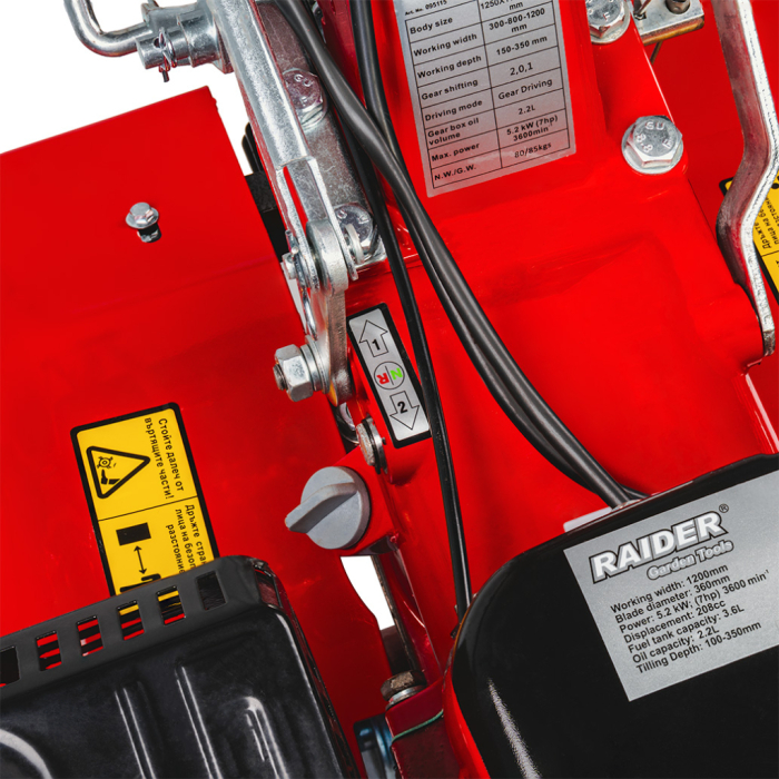 Motocultor pe benzina, 7 Cp, 4 timpi, 2 viteze + marsarier, far, latime lucru 1200mm, 208 cm³, accesorii incluse, RAIDER [7]