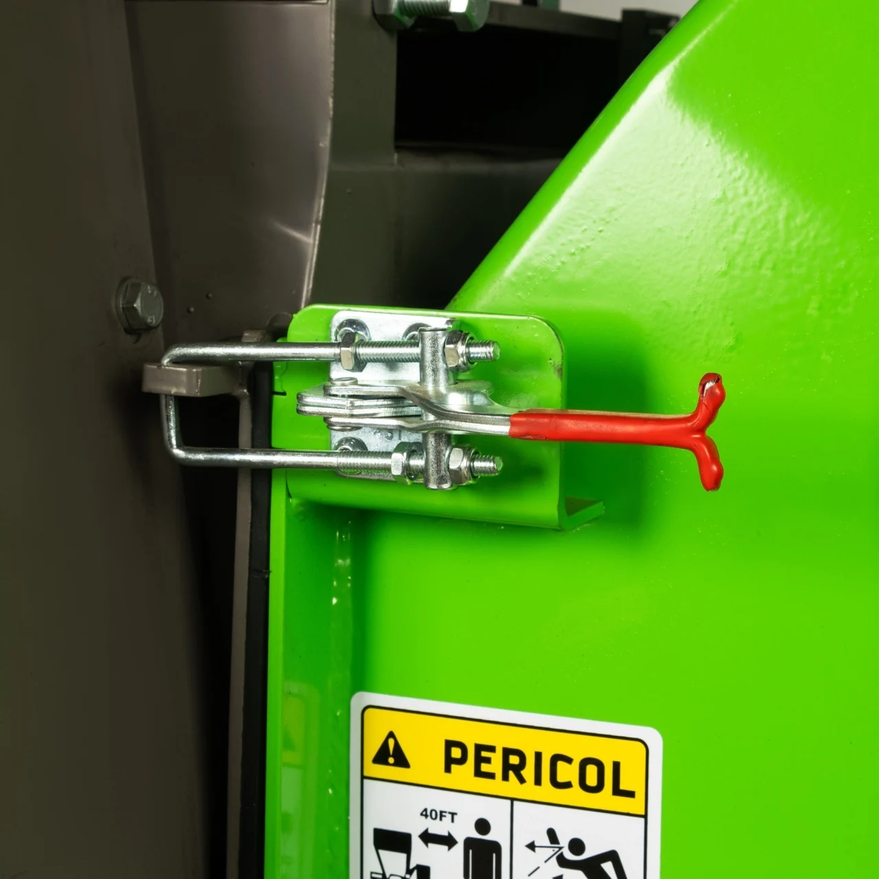 Tocator de crengi, benzina, diametru Ø150mm, carlig de remorcare, 15 Cp, 420 Cc, 25m3/h, 3600 Rpm, pentru rumegus, Micul Fermier [9]