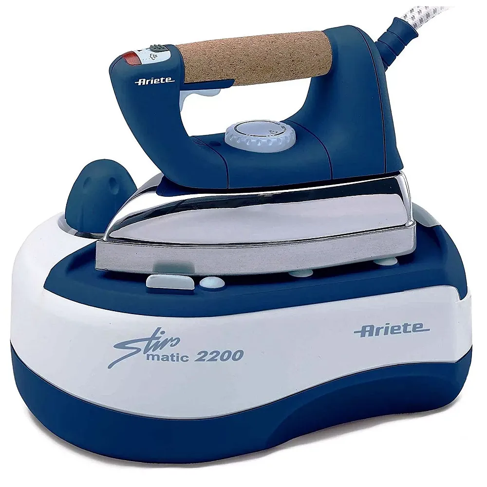 Casa & Gradina - Statie de calcat cu aburi, putere 2000W, talpa aluminiu, 3 bar, boiler 0.5 l, ARIETE