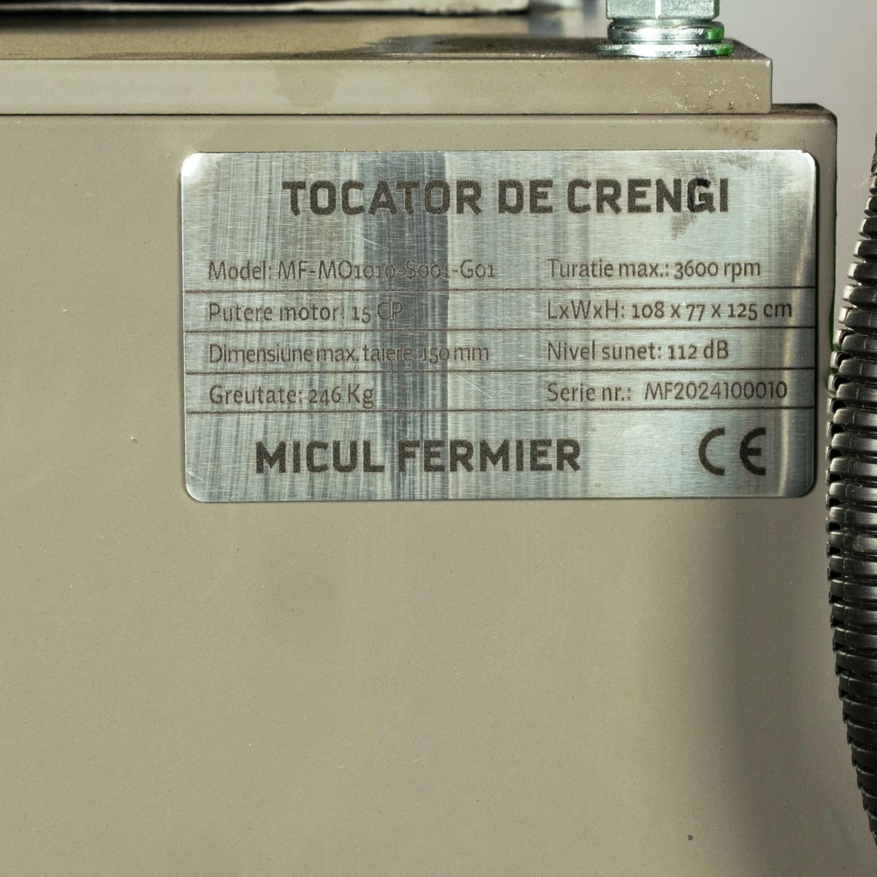 Tocator de crengi, benzina, diametru Ø150mm, carlig de remorcare, 15 Cp, 420 Cc, 25m3/h, 3600 Rpm, pentru rumegus, Micul Fermier [12]