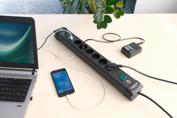 Prelungitor Brennenstuhl cu protectie Premium-Line, 6 prize si 2 usb-uri, USB-C, 3m [3]