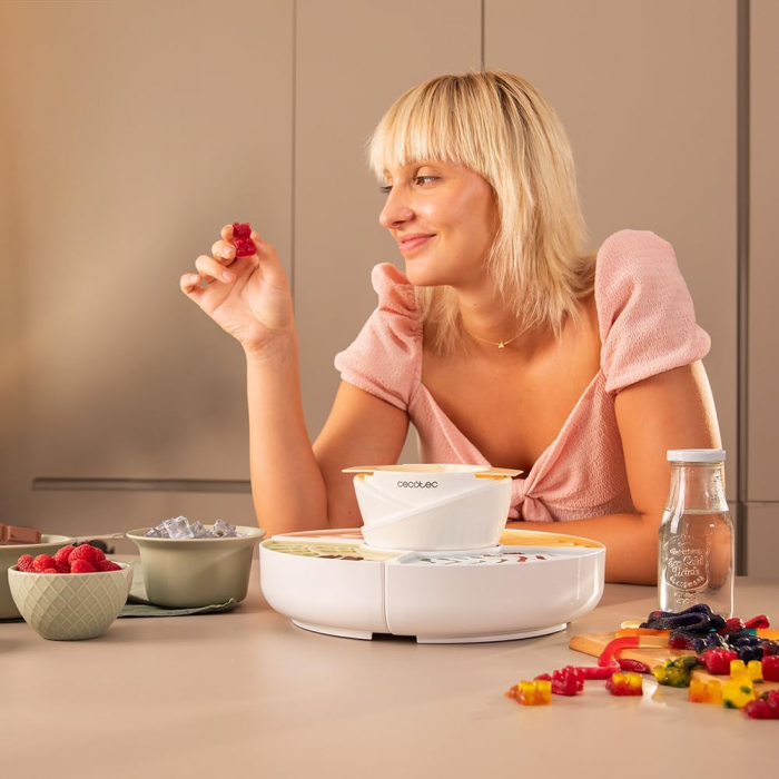 Aparat 2 in 1 Cecotec Fun&Sugar Gummy pentru preparat jeleuri si fondue de ciocolata ,40 W, 4 matrite din silicon, 4 tavi detasabile, design compact, usor de curatat [6]