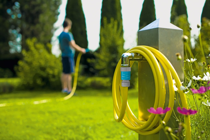 Set furtun pentru gradina Cellfast Plus cu 3 straturi, 1/2", Armat, 25m, protectie UV, stropitor, conector [4]