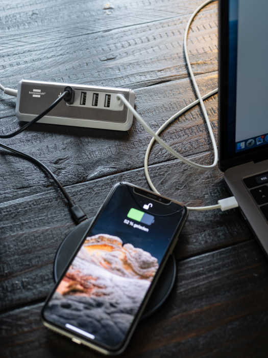 Prelungitor Brennenstuhl Estilo 4x USB-A, 1x USB C, Inox, 4.2A, Argintiu-Alb [10]