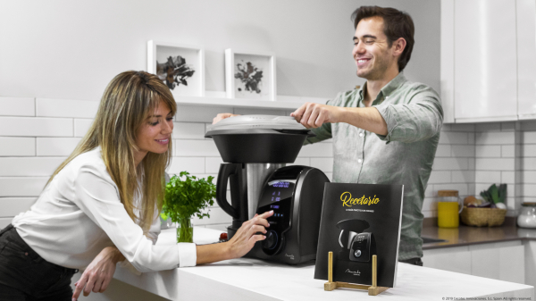 Multicooker multifunctional Cecotec Mambo 9090, 1700W, Capacitate 3.3 Litri, 30 functii pentru gatit, pana la 4 preparate in acelasi timp, accesorii incluse [17]