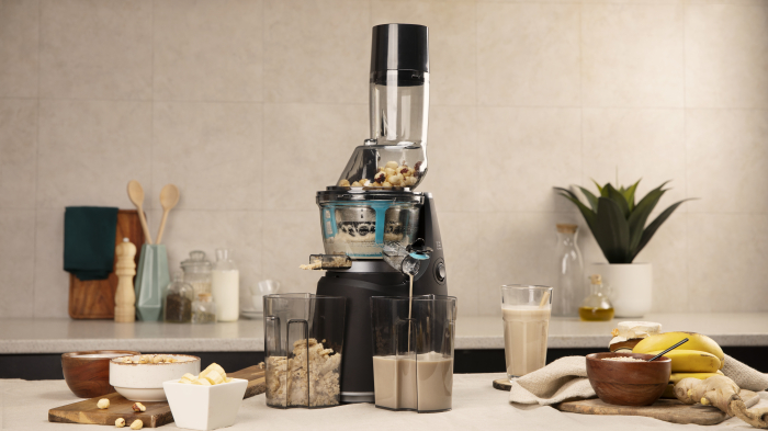 Storcator de fructe si legume cu melc Cecotec Juice&Live 1500 Pro, 250 W, Recipient suc, Recipient pulpa, Functie Reverse, Negru/Inox [2]