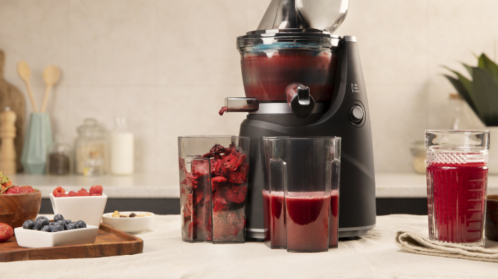 Storcator de fructe si legume cu melc Cecotec Juice&Live 1500 Pro, 250 W, Recipient suc, Recipient pulpa, Functie Reverse, Negru/Inox [7]