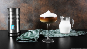 Aparat pentru spumarea laptelui Cecotec Power Latte Spume 4000, interior antiaderent, 500W [1]