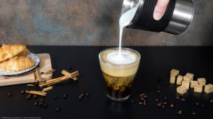 Aparat pentru spumarea laptelui Cecotec Power Latte Spume 5000, interior antiaderent, 650W, ciocolata calda [3]