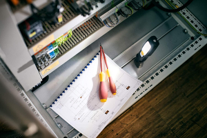 Lanterna de Lucru LED Brennenstuhl HL 200 A, 250 Lumeni, Reincarcabila, Sistem de agatare, Magnet [4]