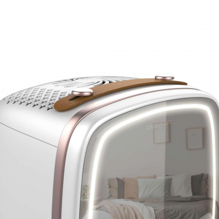 Mini Frigider pentru cosmetice Cecotec CoolingBeauty 6000 Mirror, 6l, Usa cu oglinda exterioara, lumina LED cu 3 intensitati, racire pana la 10ºC [2]