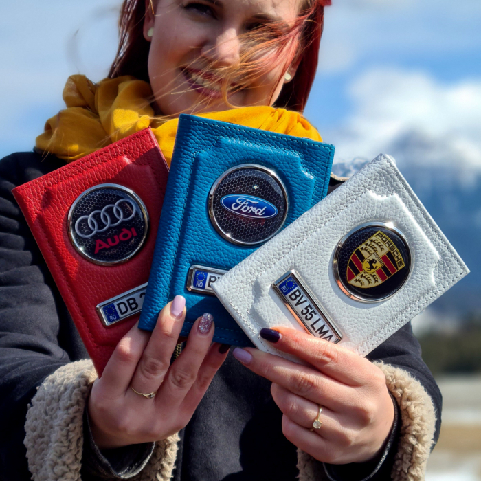 Port Documente Auto Personalizat cu Număr și Marcă | Rubic Shop [3]