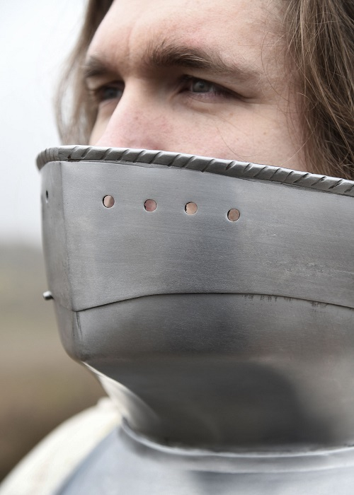 Apărătoare de gât tip Bevor [3]