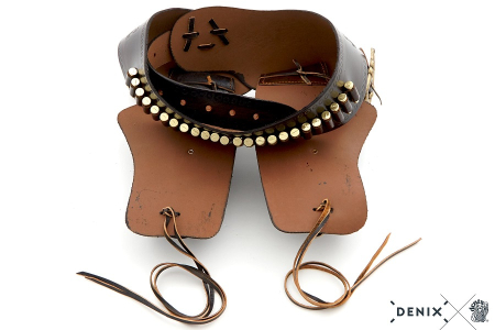 Centură de cowboy cu cartușe și două tocuri [2]