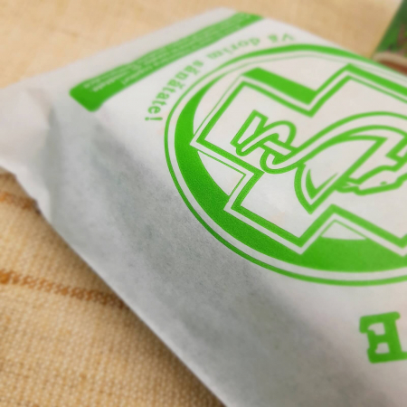 Pungi din hartie albe model cruce verde 12x19 cm pentru Farmacie [3]