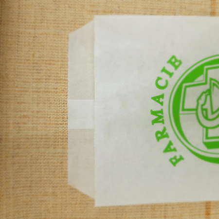 Pungi din hartie albe model cruce verde 12x19 cm pentru Farmacie [4]