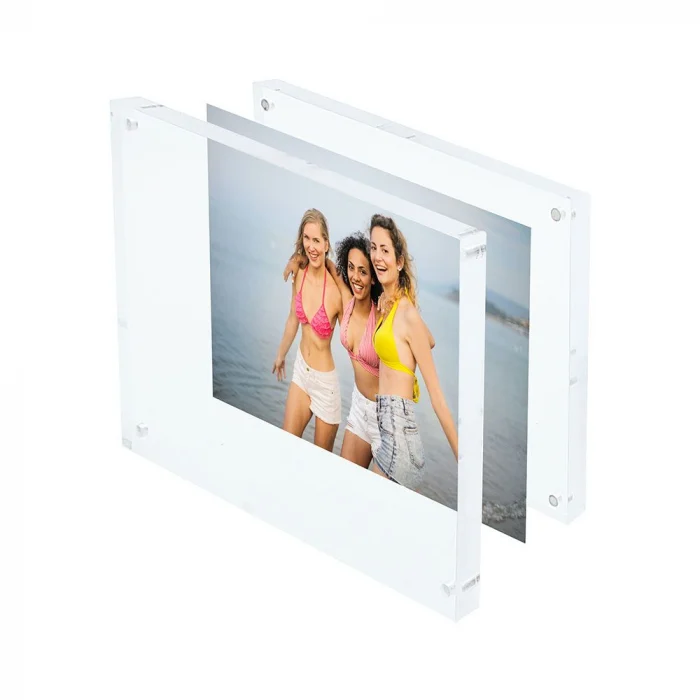 Cum protejezi fotografiile vechi de familie?