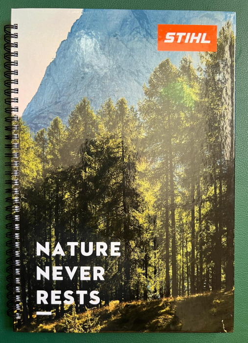 Agenda A4 nedatata 100% personalizata, cu spira [4]