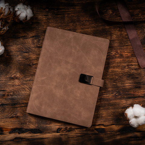 Agenda nedatata Clips [3]