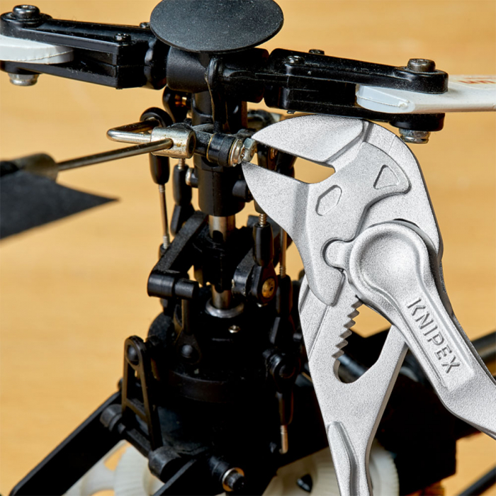 Mini Cleste Cheie XS cu reglaj automat, mecanica fina, instalatii sanitare, o scula de nelipsit din trusa de scule de bicicleta sau de motocicleta, 100mm, KNIPEX 86 04 100 [22]
