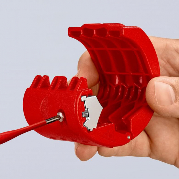 Plastic pipe cutter and sealing sleeves KNIPEX BiX, max 50 mm, KNIPEX 902210BK [16]