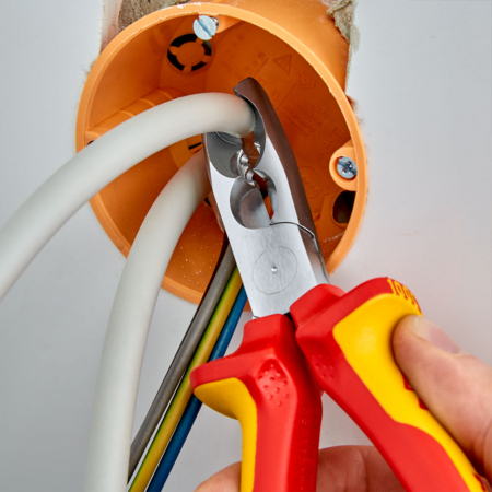 Stripping pliers, cutting, sleeve removal, VDE 1000 V tested, Multicomponent handle, for electricians, 165mm, KNIPEX 13 46 165 [1]