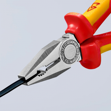 Cleste patent combinat VDE 1000 V, parghie mare, maner multicomponent, 200mm,  KNIPEX 03 06 200 [4]