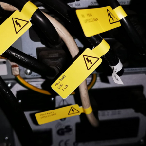 F-label tags for cables 25 x 30mm + 40mm yellow, polypropilene, for printers M110/M200, 100 pcs/roll7