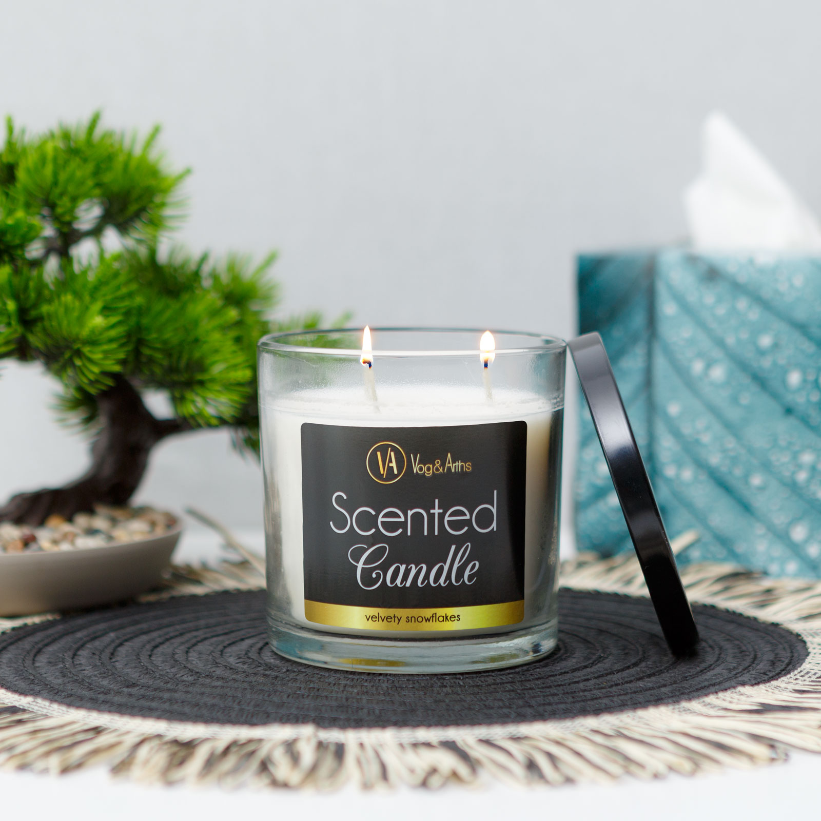 Lumânare parfumată - "Fulgi de nea catifelați" - 350 g [0]