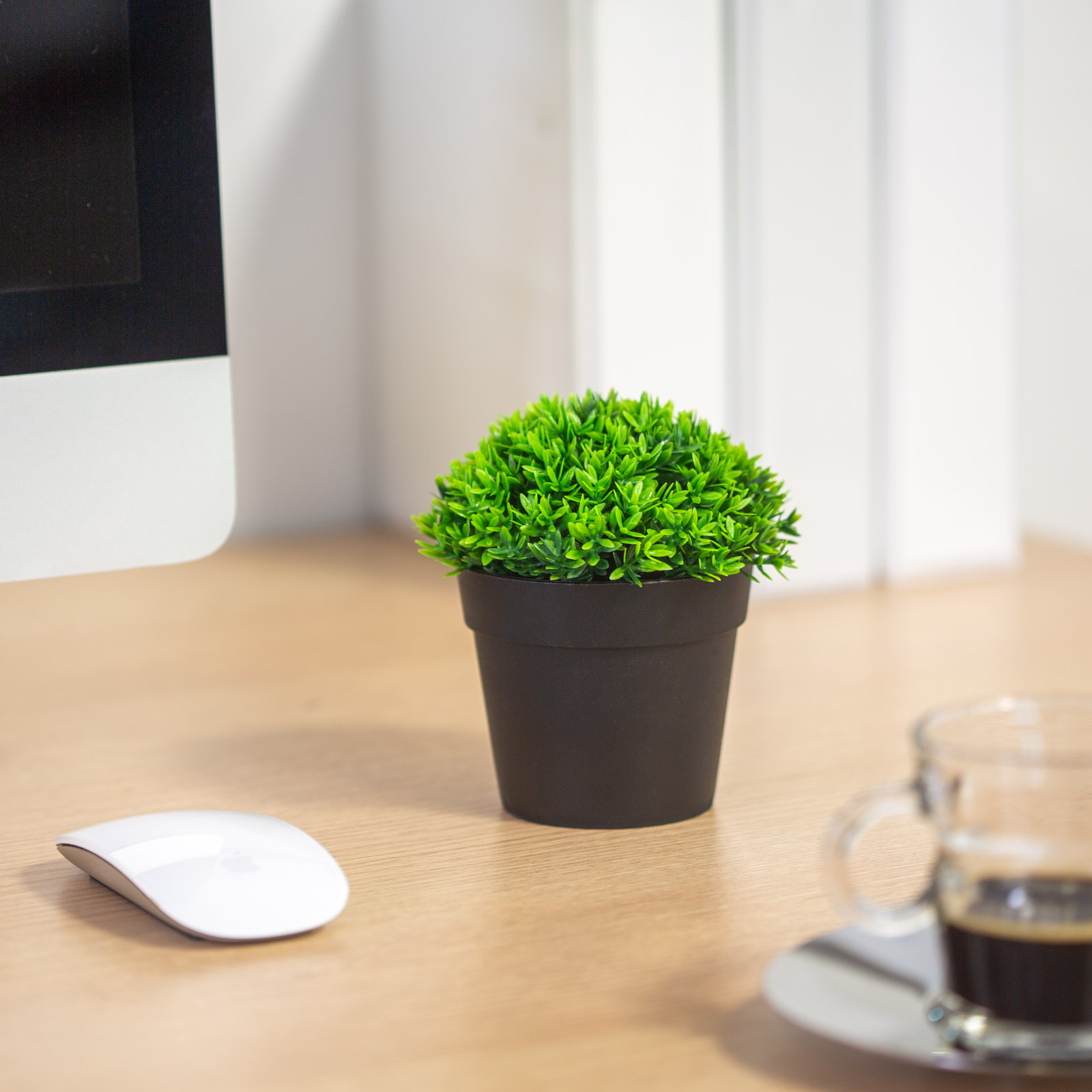 Planta artificiala decorativa in ghiveci 13 cm, decor casa birou, design realist verde [1]