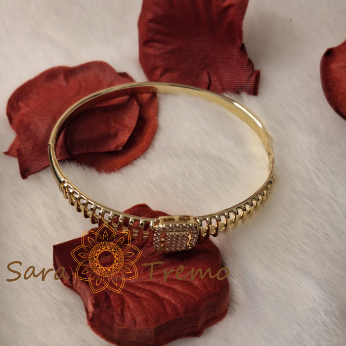 Bratara Ora Regala – model ceas bijuterie, cu zirconia, placata aur 14K [8]