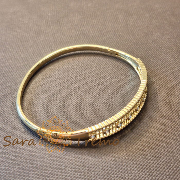 Bratara Regina Serii – fixa, cu cristale si textura couture, placata aur 14K [3]