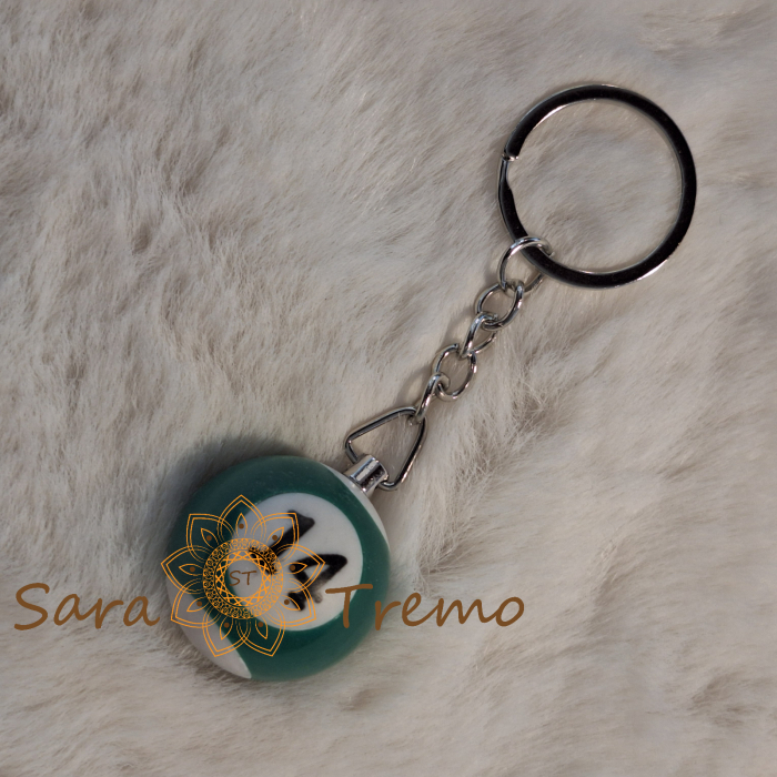 Breloc cu minge de biliard [1]