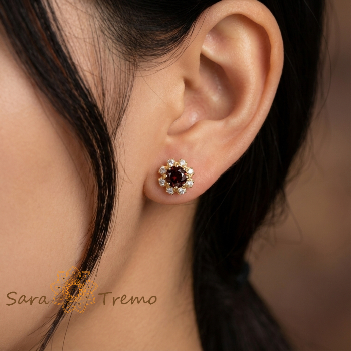 Cercei Floare Visinie – Cercei Tip Surub placati 18K Brazilia, piatra visinie [3]