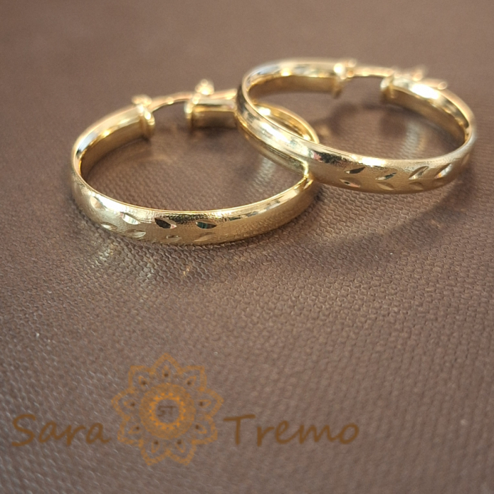 Cercei model nou, gravură fină și ștanță, 2.7 cm – Eleganță subtilă cu finisaje mate și lucioase [2]