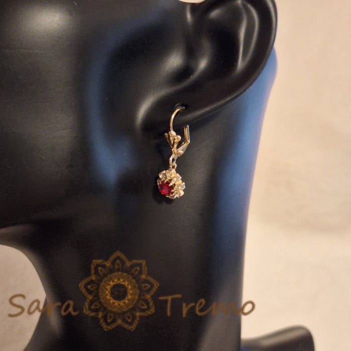 Cercei placati cu aur 18K, cristale zirconia roșu-albe în formă de floare [5]