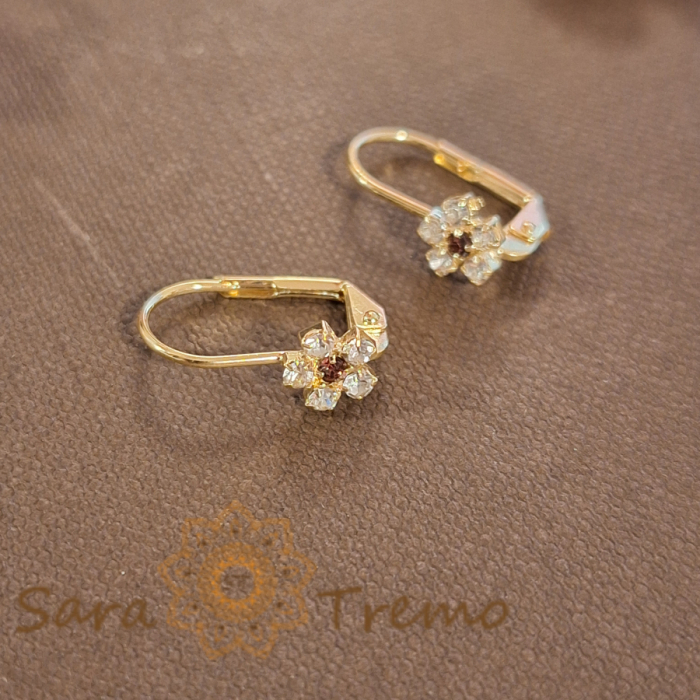 Cercei placati cu aur 18K, decor floral cu cristal zirconia mov și cristale albe [3]